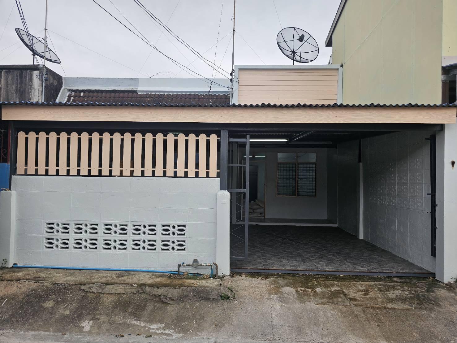 ขายทาวน์เฮาส์ บางแสนทาวเวอร์