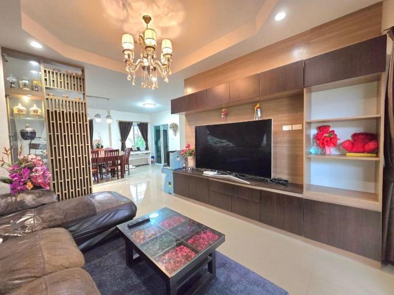 ให้เช่าบ้านเดี่ยว 2ชั้น หลังใหญ่ หลังริม หมู่บ้านมณีรินทร์ กรีน พาร์ค อ่างศิลา