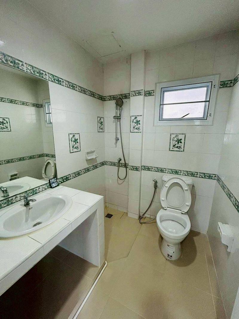 ให้เช่า บ้านเดียวใกล้ J-Park ศรีราชา แปลงหัวมุม เงียบสงบ เป็นส่วนตัว