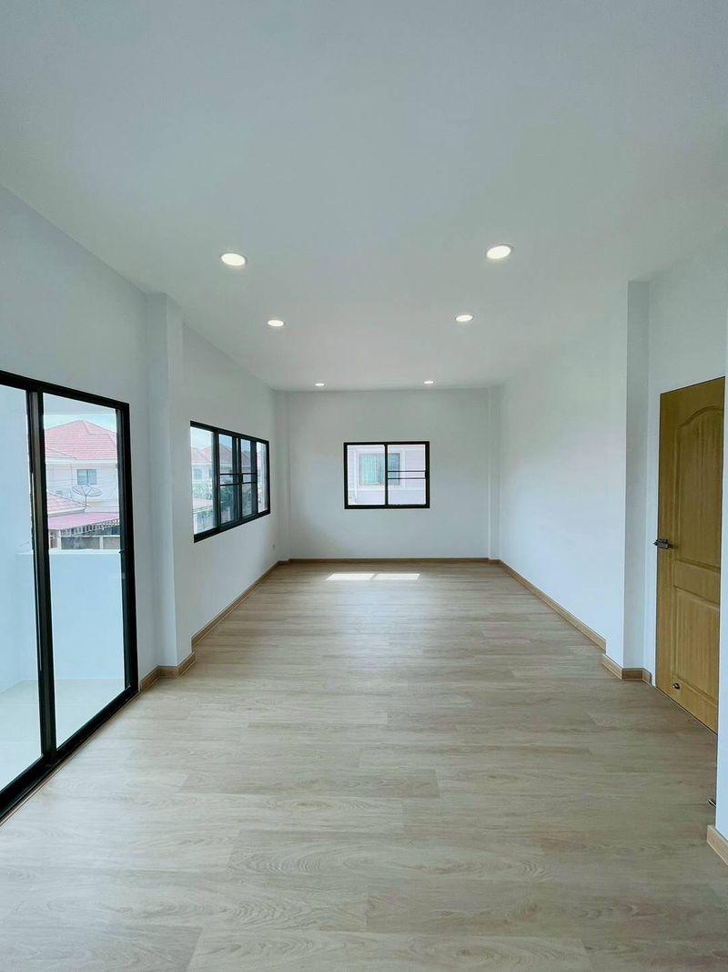 ขาย บ้านรีโนเวท มบ.ปิยวัฒน์3 บางแสน พิเศษ 4.99 ล้านบาท