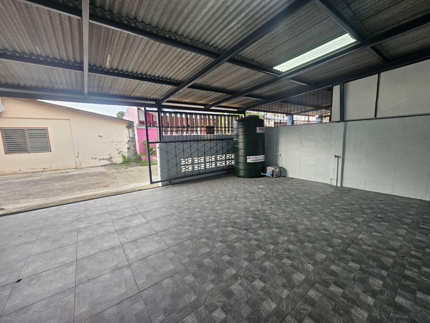 ขายทาวน์เฮาส์ บางแสนทาวเวอร์