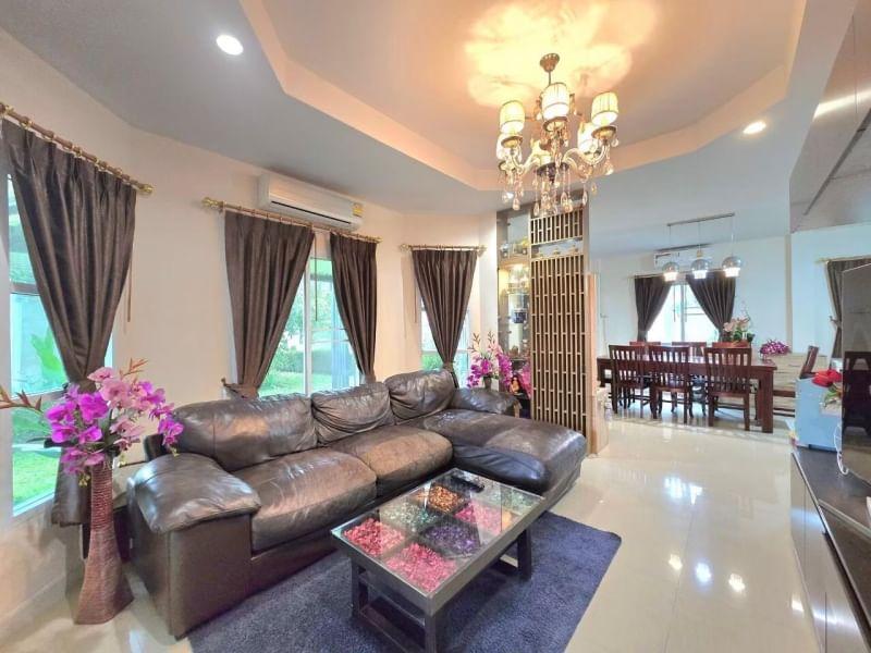 ให้เช่าบ้านเดี่ยว 2ชั้น หลังใหญ่ หลังริม หมู่บ้านมณีรินทร์ กรีน พาร์ค อ่างศิลา