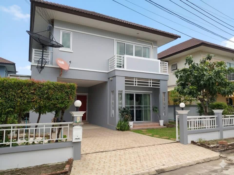 บ้านว่างให้เช่า มบ.ธารดารา 🌟  บ้านเดี่ยว หลังใหญ่ใจกลางศรีราชา -ไร่กล้วย