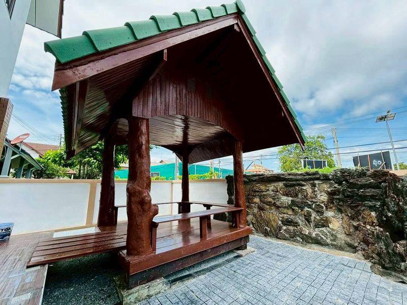 ให้เช่า บ้านเดียวใกล้ J-Park ศรีราชา แปลงหัวมุม เงียบสงบ เป็นส่วนตัว