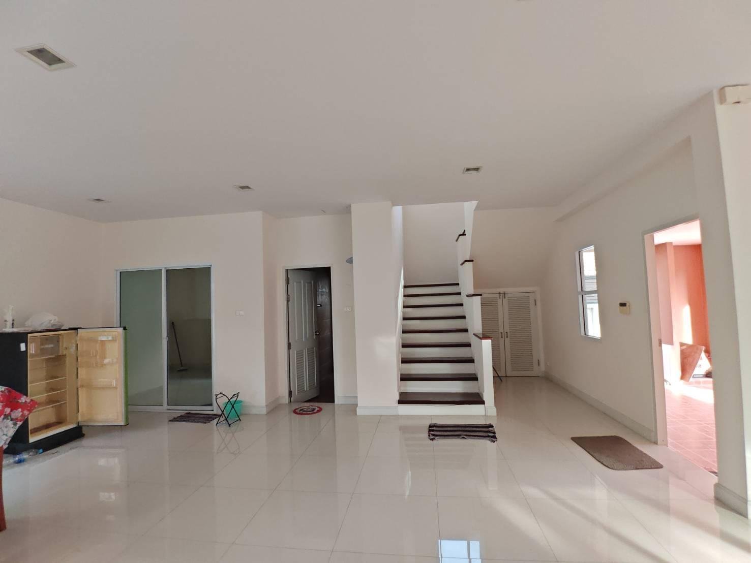 ให้เช่าบ้านเดี่ยว 2 ชั้น หลังใหญ่ 📍หมู่บ้าน แกรนด์มณีรินทร์ สามมุข–บางแสน