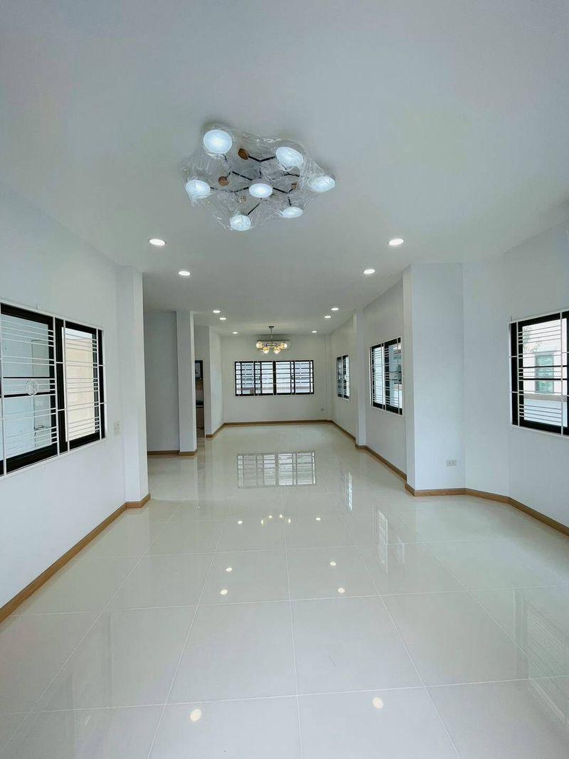 ขาย บ้านรีโนเวท มบ.ปิยวัฒน์3 บางแสน พิเศษ 4.99 ล้านบาท