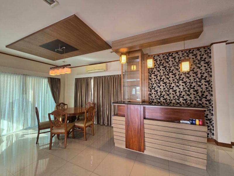 บ้านหรูให้เช่า | หมู่บ้าน แกรนด์มณีรินทร์ สามมุข - บางแสน