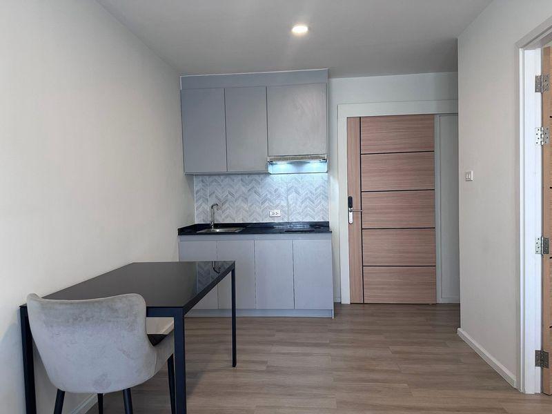 ให้เช่า The Centro Condo Bangsaen (เดอะ เซนโทร คอนโด บางแสน) ตึก A  ชั้น 6 ห้องมุม