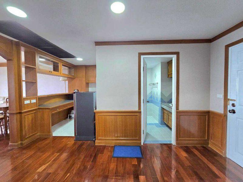 ให้เช่า คอนโดวิวทะเลและสนามกอล์ฟ  Panya Resort Condominium